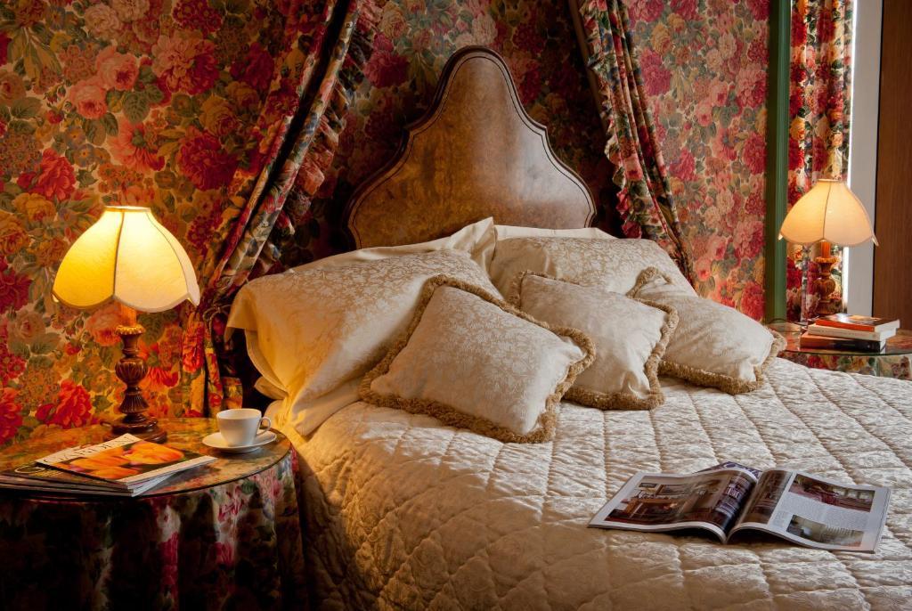 Belmont Hotel Wrexham Bagian luar foto