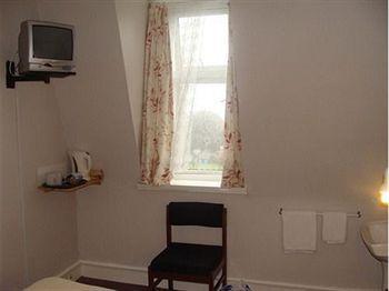 Belmont Hotel Wrexham Bagian luar foto