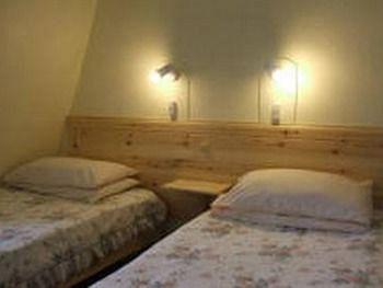 Belmont Hotel Wrexham Bagian luar foto